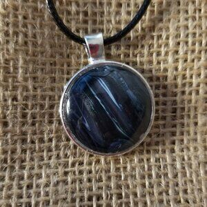 Abstract Pendant Necklace Unisex